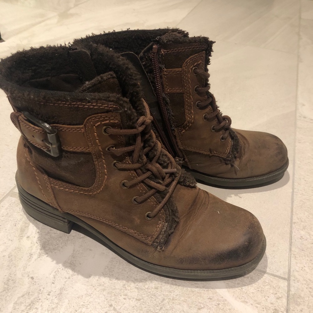 Softmoc brown vintage boots